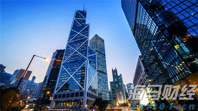 蒙圩镇：光伏板下鱼虾跃 立体发展产业兴